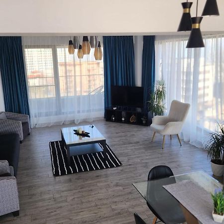 Diamond View Apartments Mamaia Exterior photo