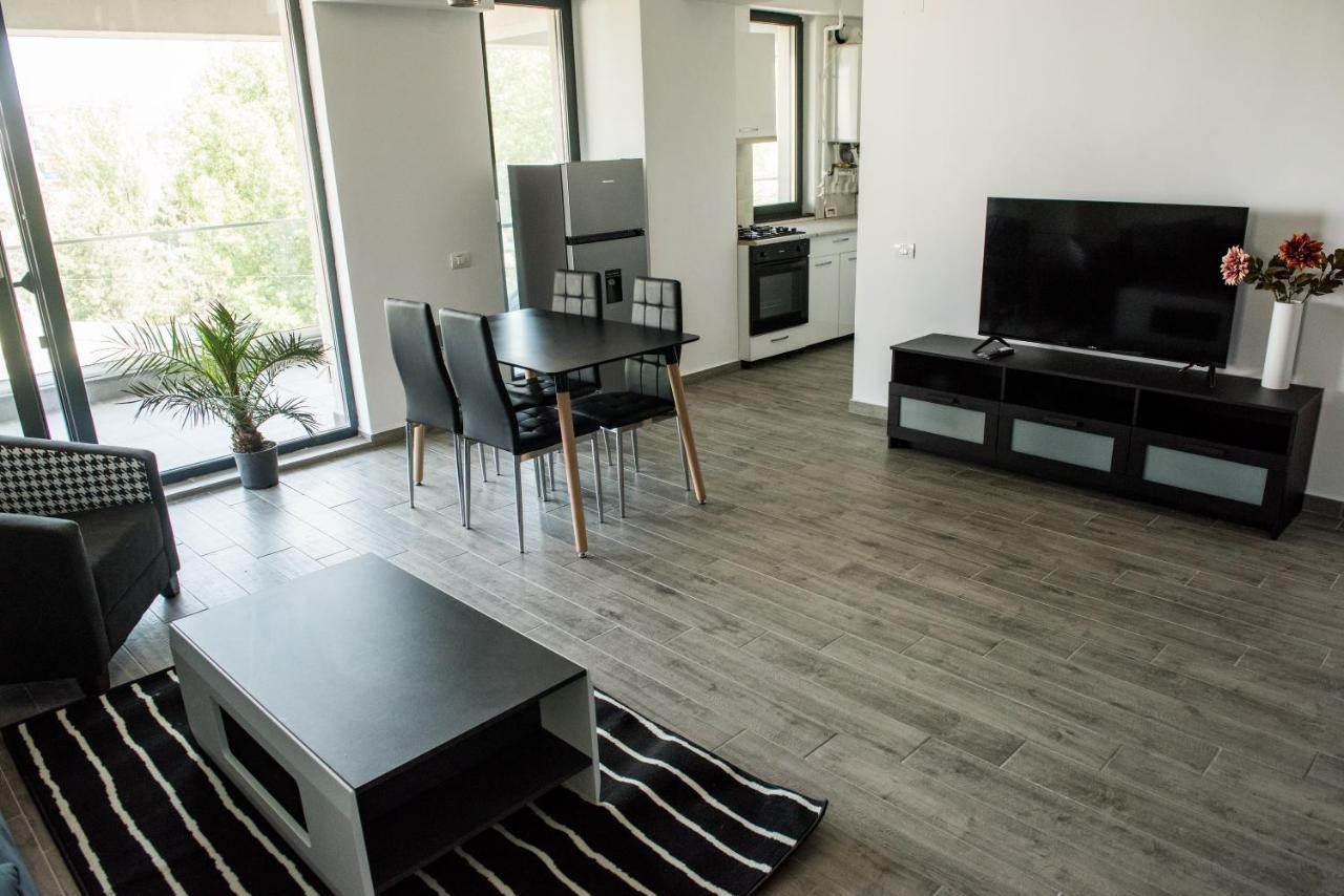 Diamond View Apartments Mamaia Exterior photo