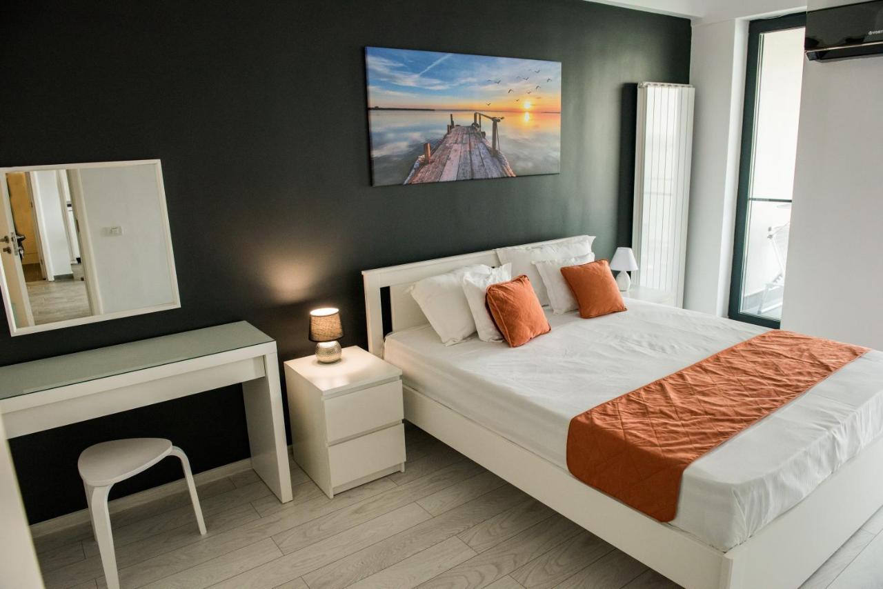 Diamond View Apartments Mamaia Exterior photo