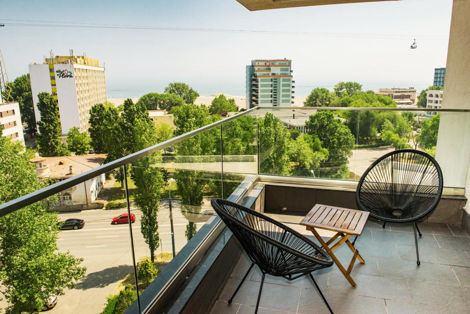 Diamond View Apartments Mamaia Exterior photo
